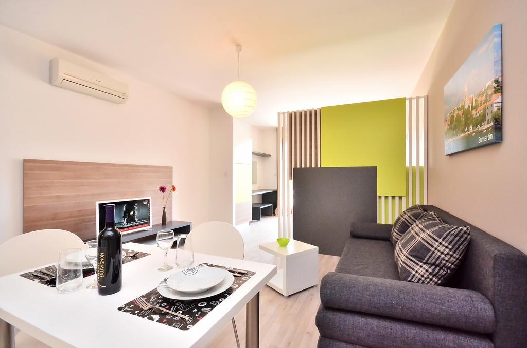 Bretia Apartments Sutivan Exterior photo