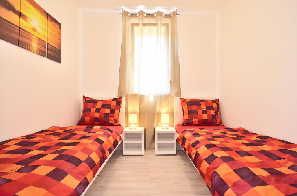 Bretia Apartments Sutivan Room photo