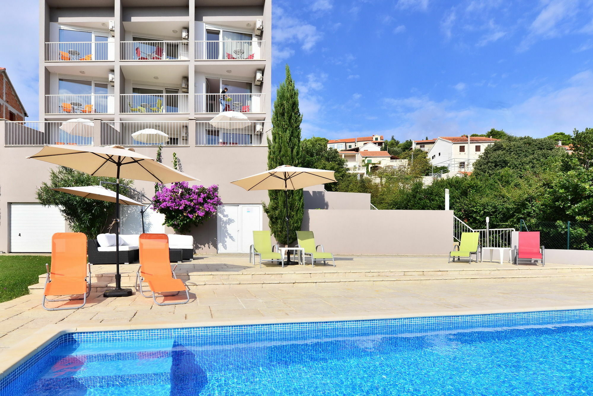 Bretia Apartments Sutivan Exterior photo